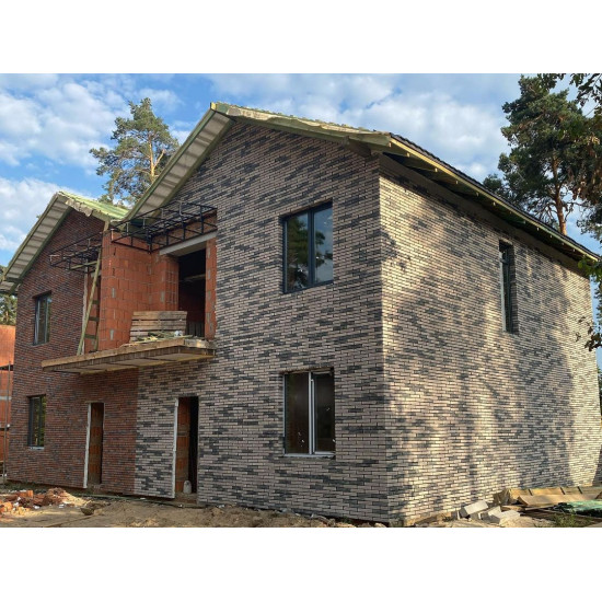 Фасадная плитка Loft Brick Лонг Форд 10 Серый с черными вставками 295x50 мм