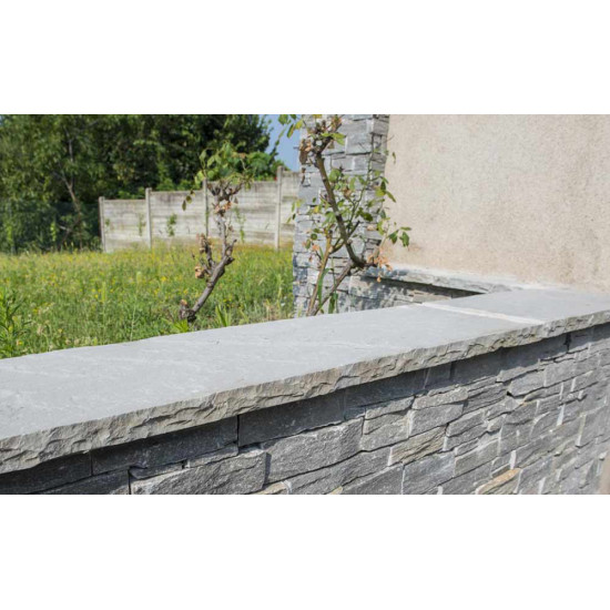Фасадная панель из камня B&B Scaglia Grey 900