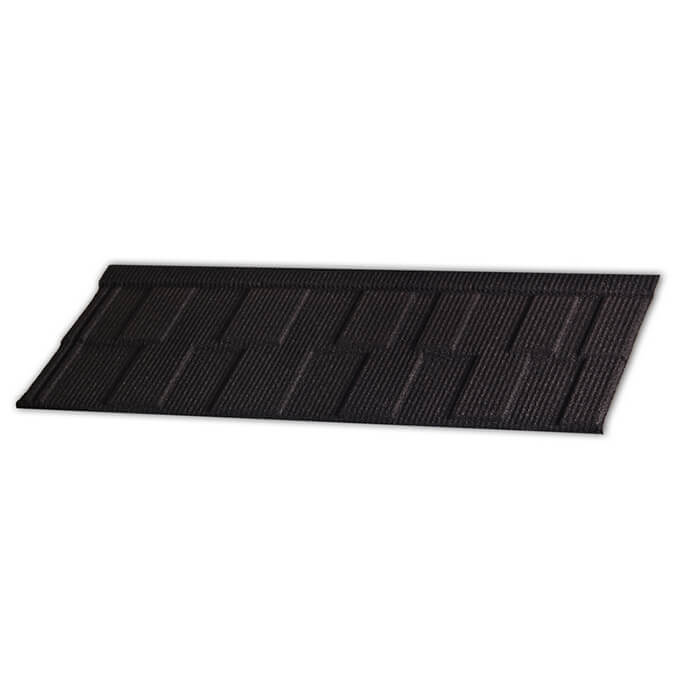 Крупный план текстуры композитной черепицы Gerard Shingle Deep Black с имитацией битумки
